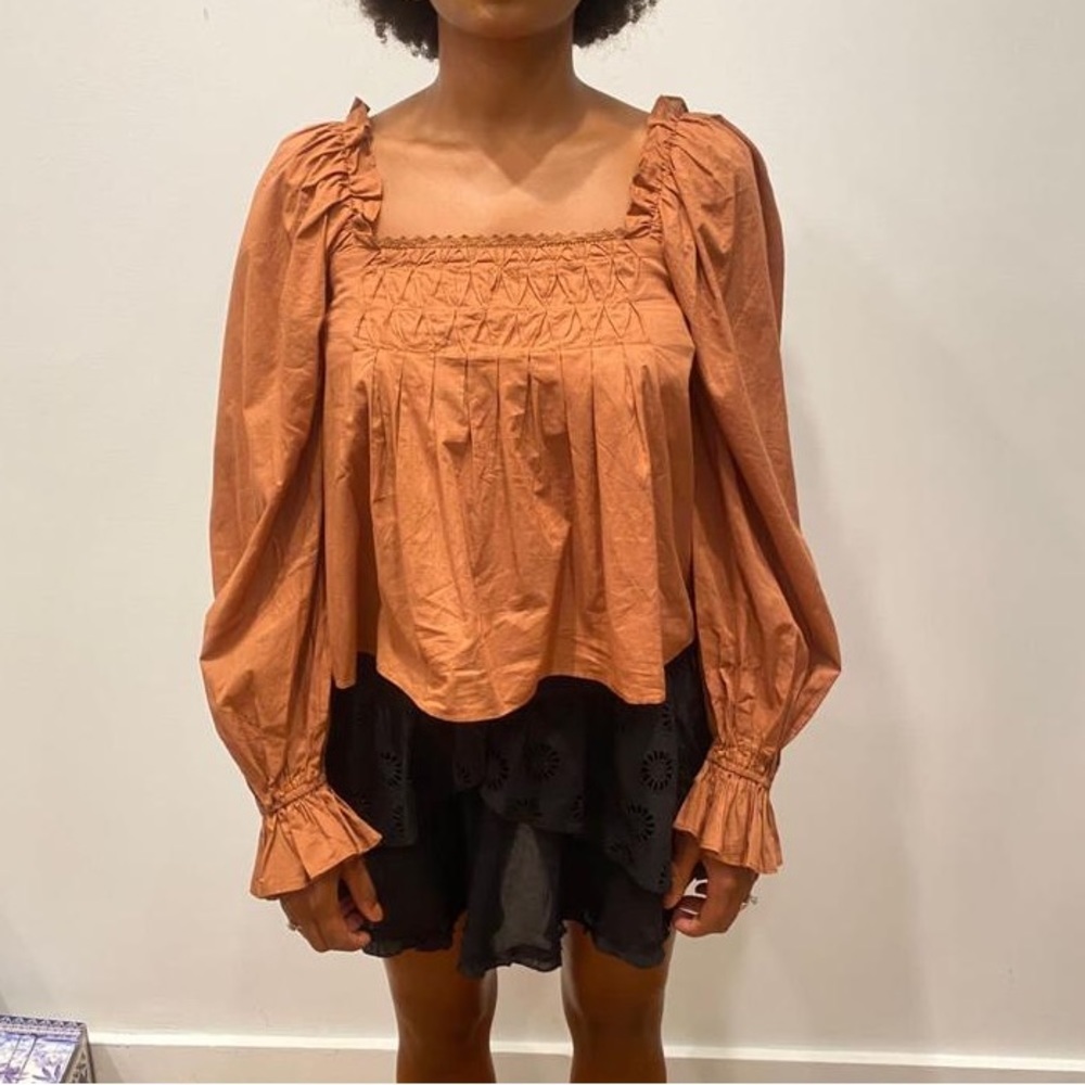 NWT FARM Rio Caramel Bee Hive Long Sleeve Blouse
